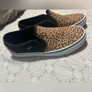 Cheetah/Leopard Print VANS